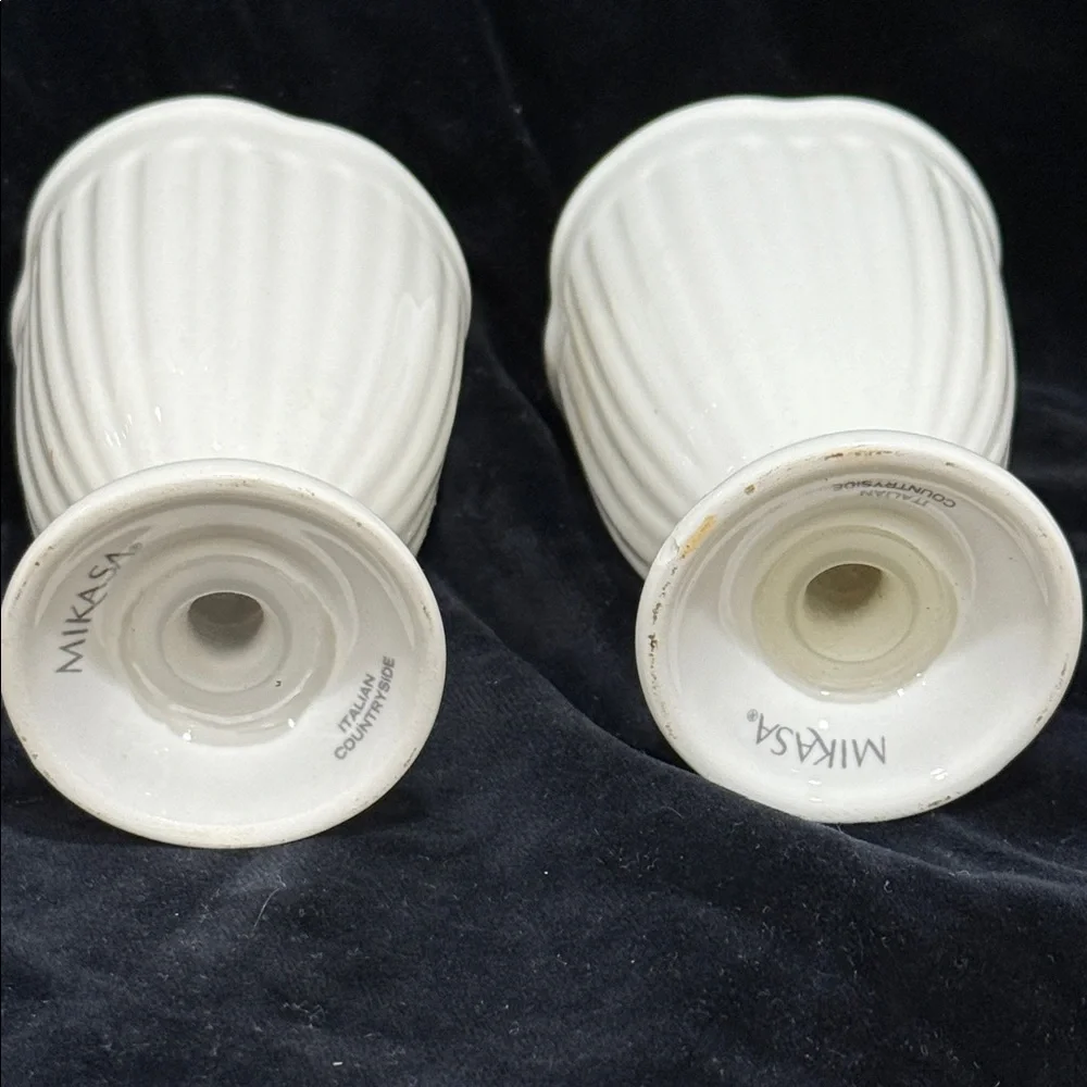 Mikasa Cream Ceramic salt 🧂 & pepper 🌶️ shakers set Italian Countryside - Picture 3 of 11